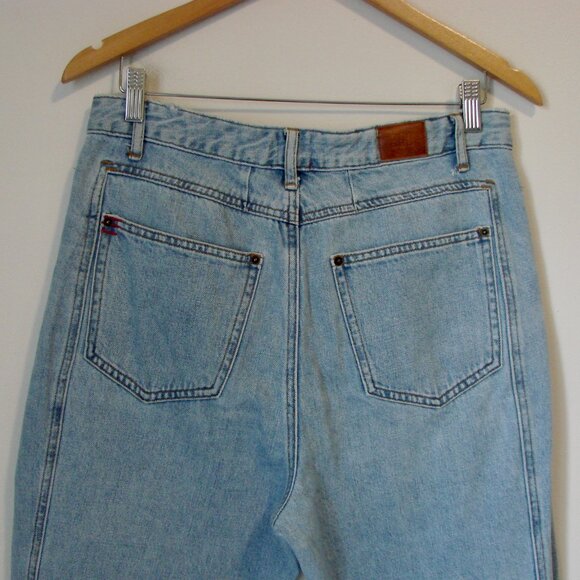 BDG Urban Outfitters Mom High Rise Jeans Light Wash Relaxed Boyfriend Size 29 - Picture 9 of 12